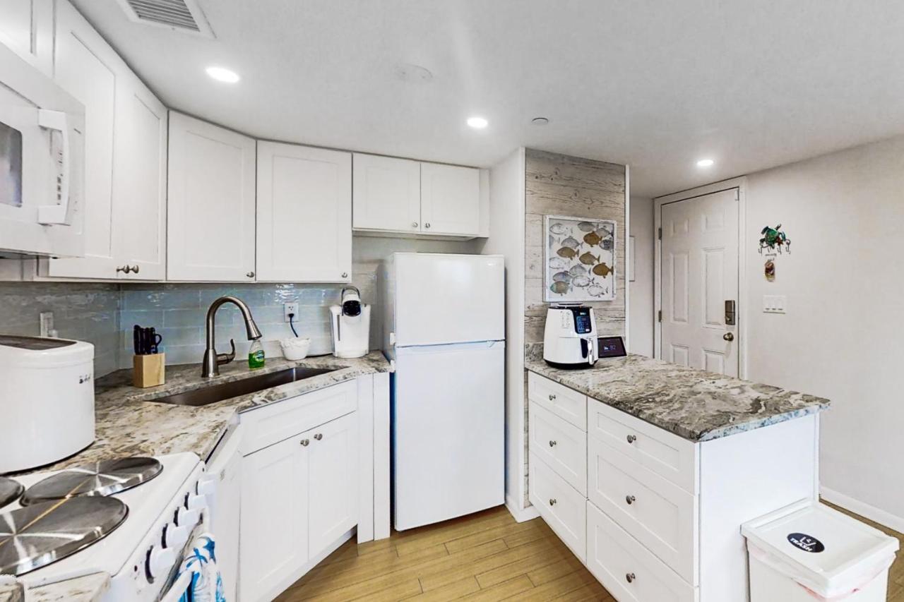 First Street South Serenity Apartment *